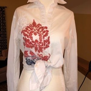 Cake Couture white floral embroidered blouse S